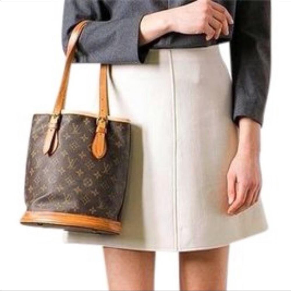 Authentic Louis Vuitton bucket pm shoulder bag - Picture 1 of 8